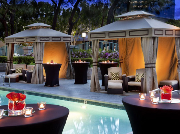 Marriot Hotel swimming pool
